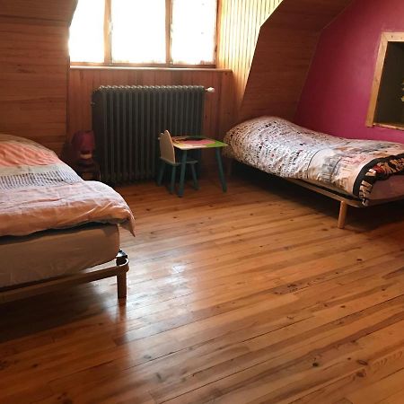 Gite Chez Regine Marcenat (Cantal) Exterior foto
