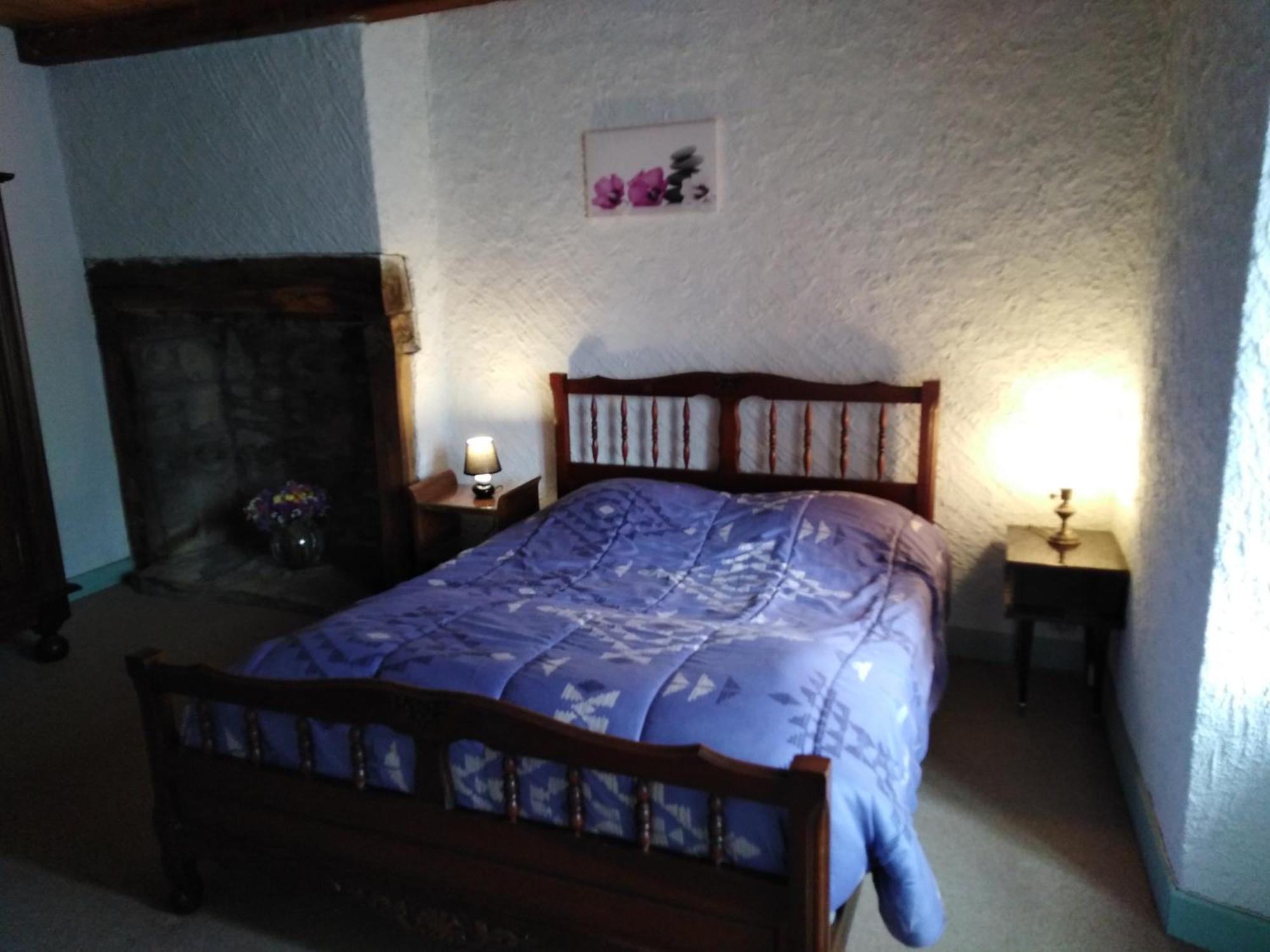 Gite Chez Regine Marcenat (Cantal) Exterior foto